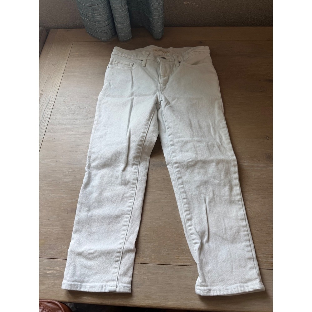 Levis 311 Shaping Skinny Capri White Denim Jeans Womens 27 Mid Rise A0086-0052